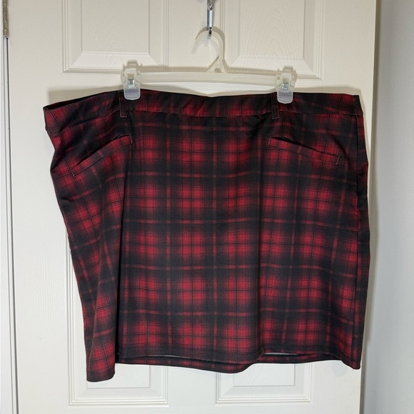 Maurice’s plus size buffalo plaid stretchy knit mini pull on skirt- NWT size 4x - Picture 8 of 8